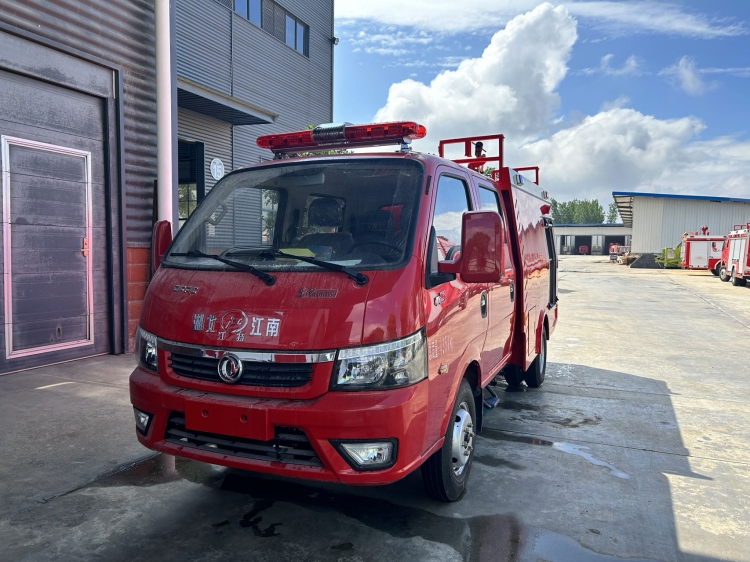 東風(fēng)藍(lán)牌消防車(chē)np 13b930bd862c2160c3637496ffa5bc0_副本.jpg